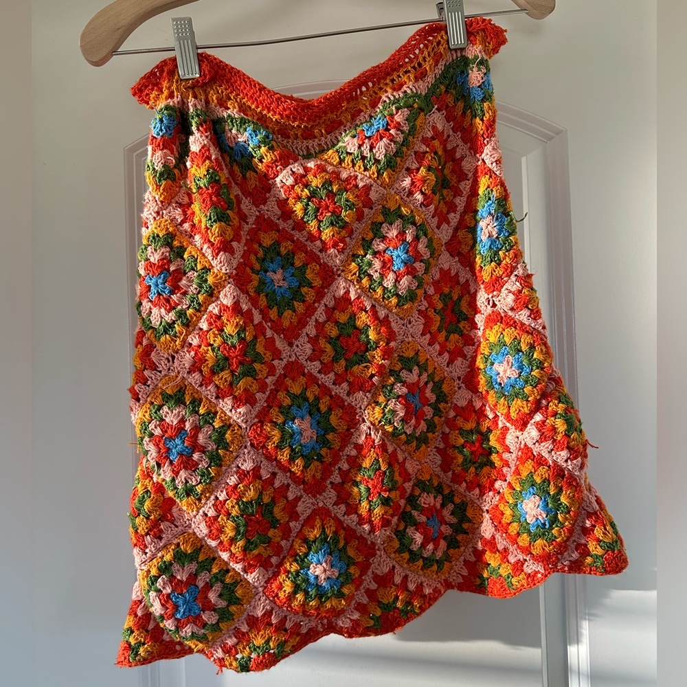 FARM Rio Crochet Mini Skirt - Picture 5 of 9